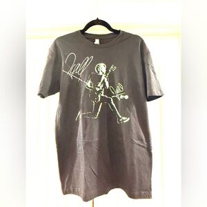 Autographed Niall Horan T-shirt